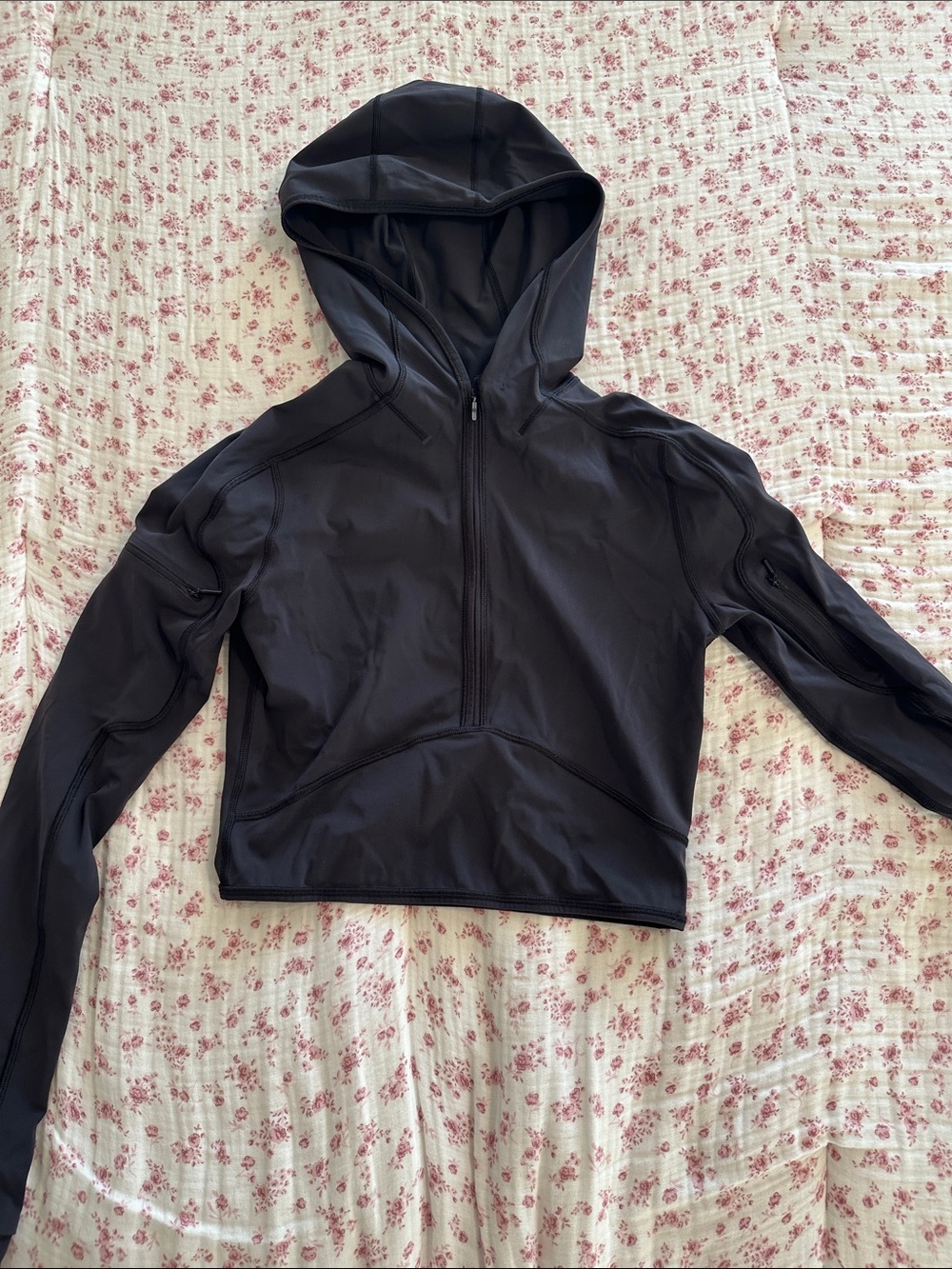 Lululemon Cropped Half Zip